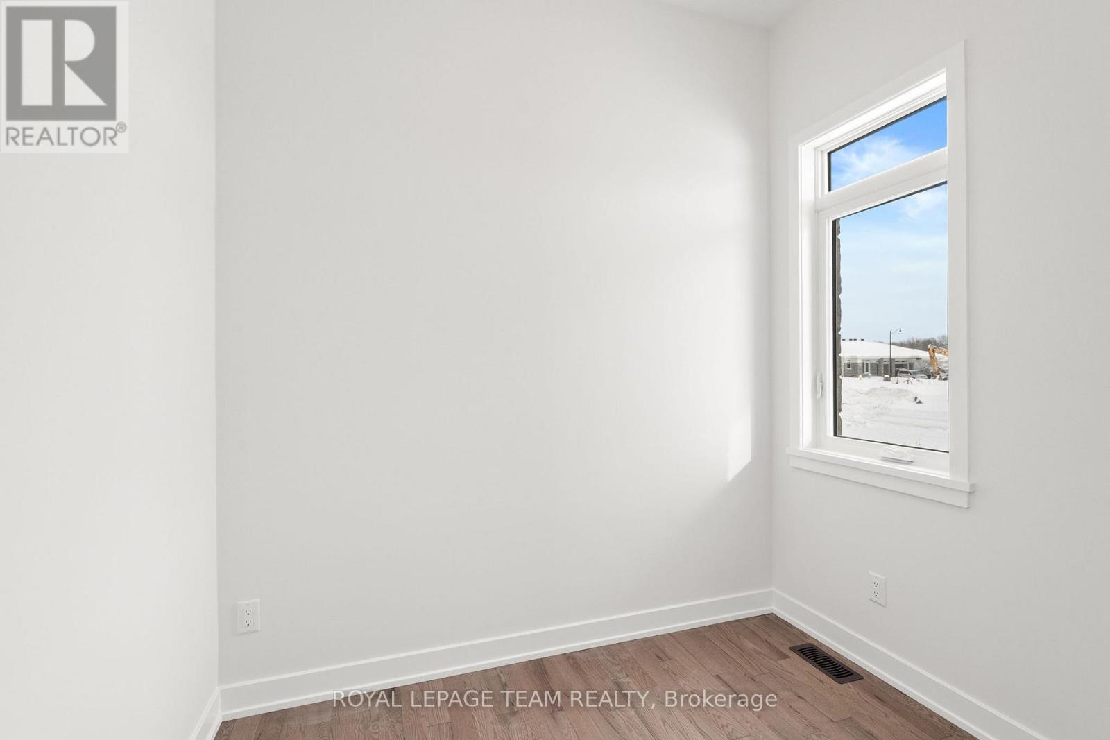 1086 Moore Street, Brockville, Ontario  K6V 0H2 - Photo 32 - X12643532