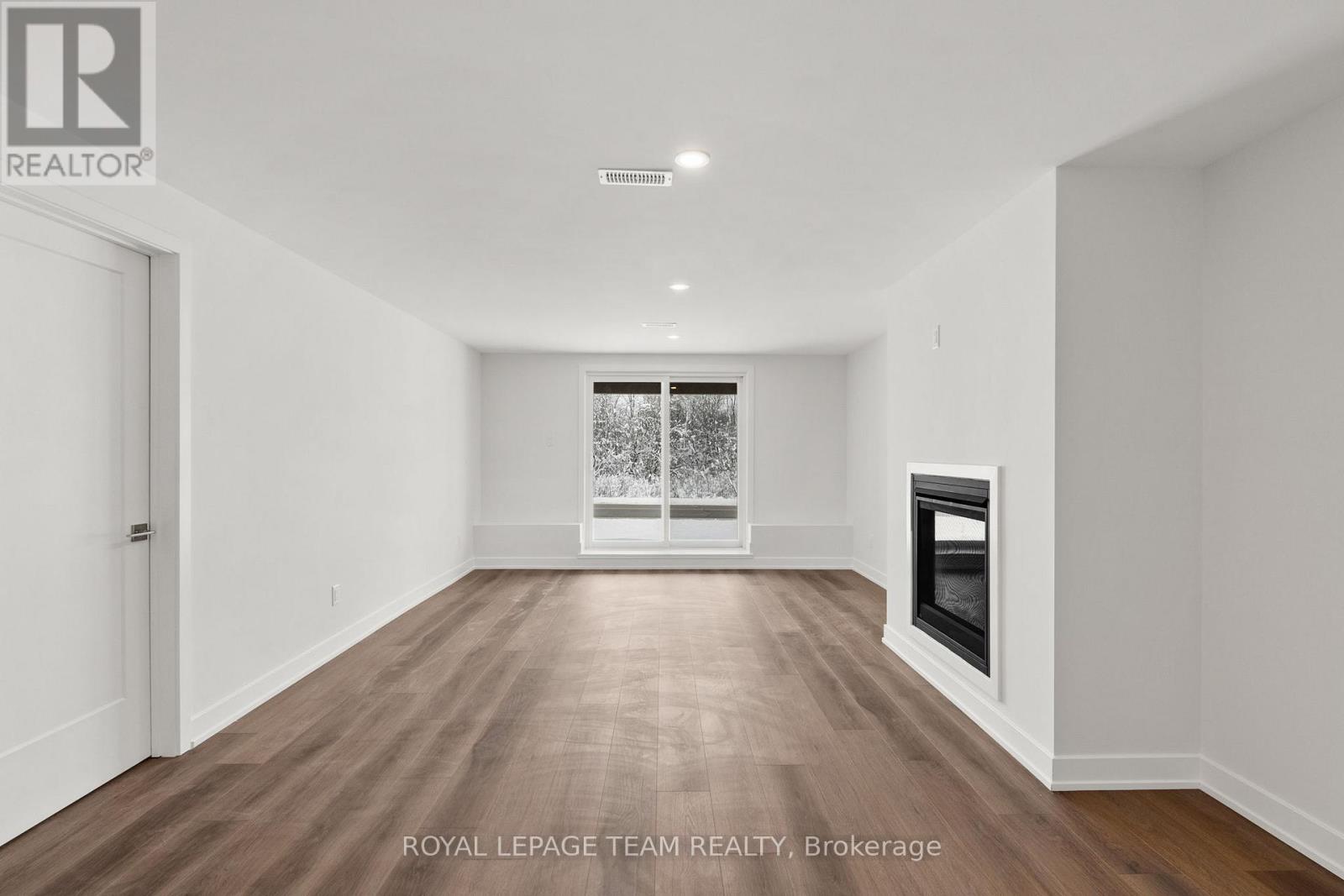 1086 Moore Street, Brockville, Ontario  K6V 0H2 - Photo 36 - X12643532