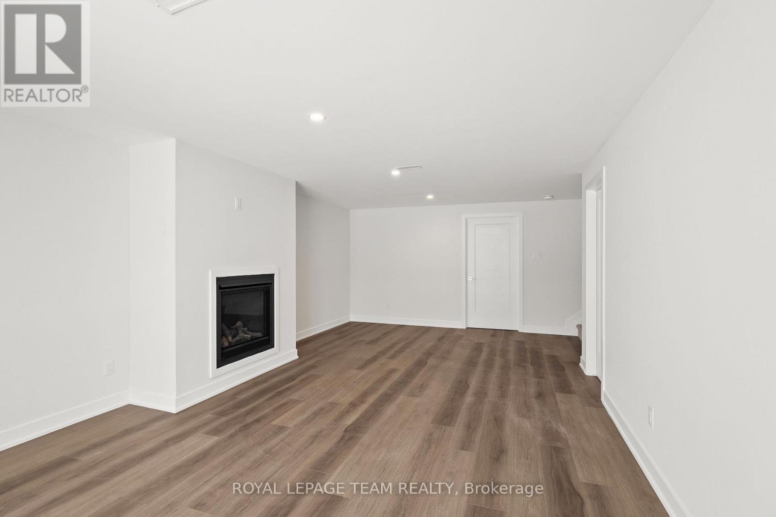 1086 Moore Street, Brockville, Ontario  K6V 0H2 - Photo 37 - X12643532