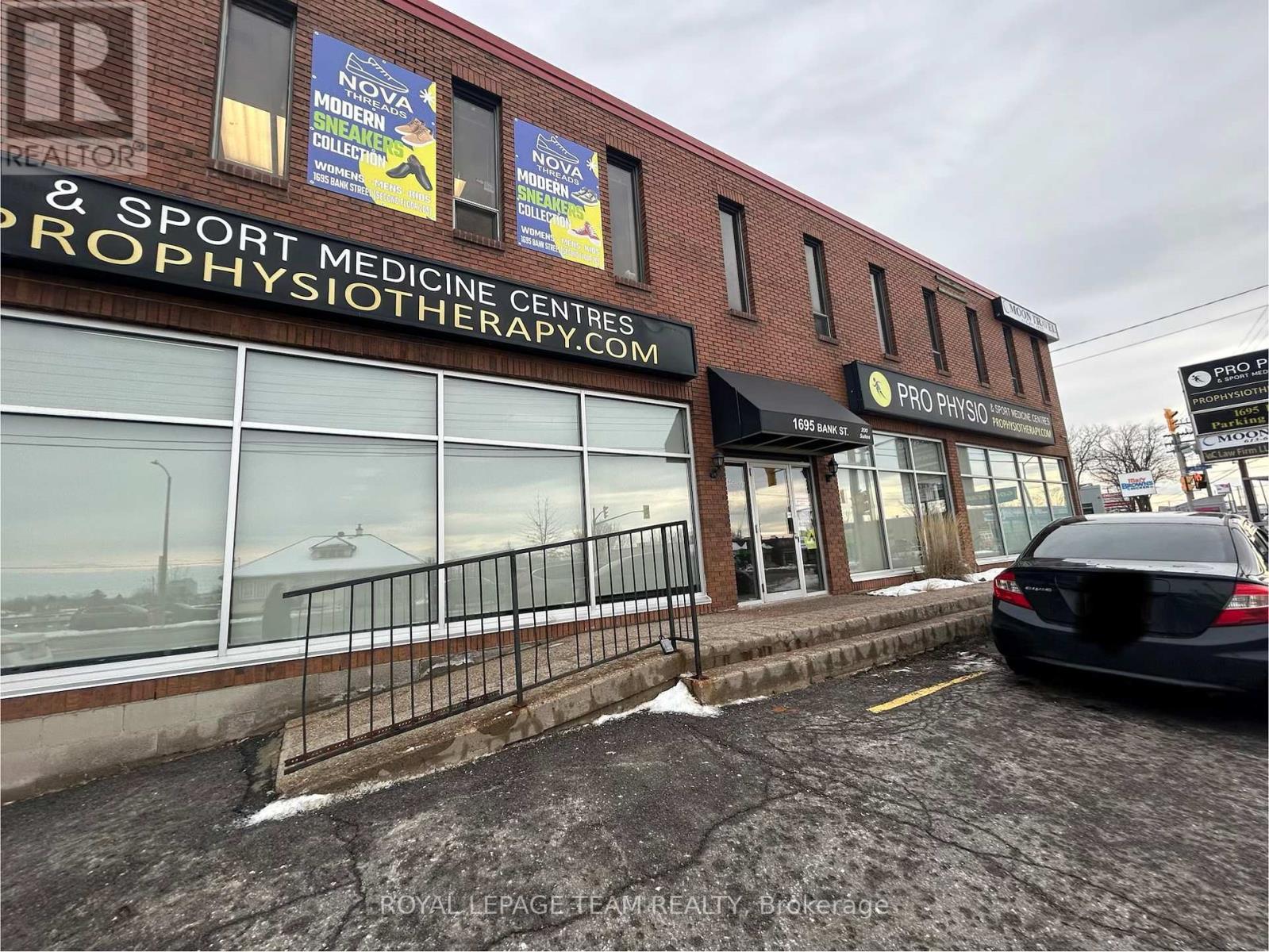 201 - 1695 BANK STREET, Ottawa, Ontario