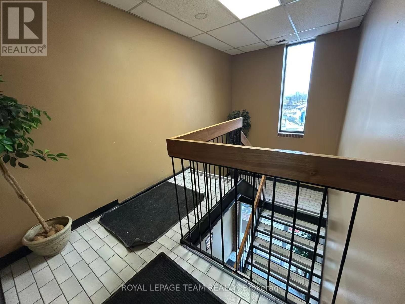 201 - 1695 Bank Street, Ottawa, Ontario  K1V 7Z3 - Photo 13 - X12644618