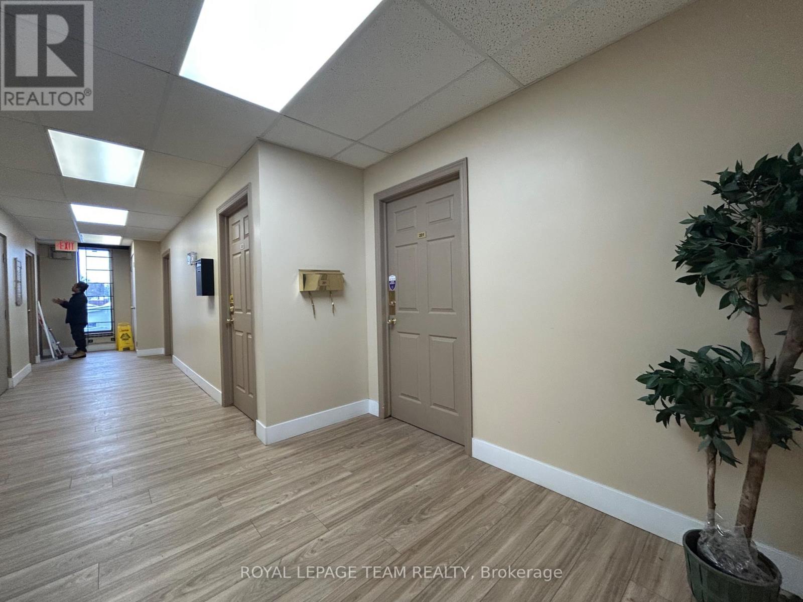 201 - 1695 Bank Street, Ottawa, Ontario  K1V 7Z3 - Photo 15 - X12644618