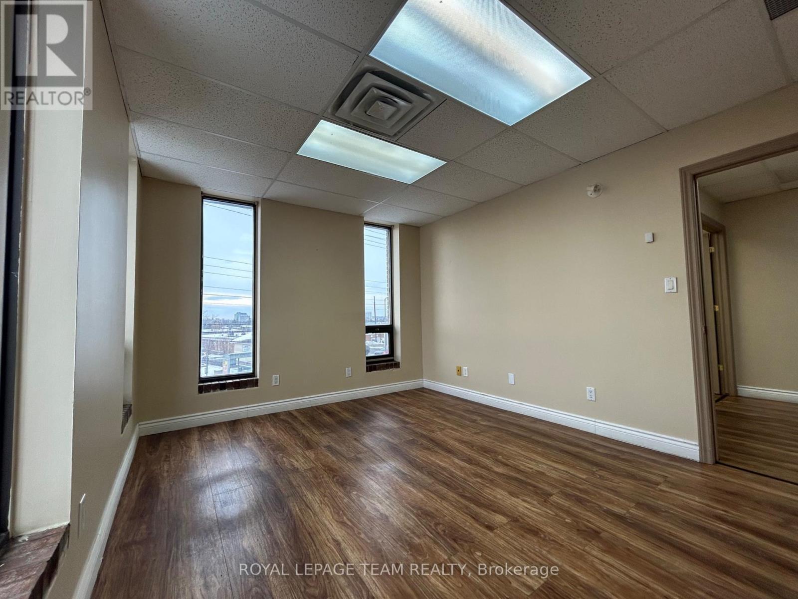 201 - 1695 Bank Street, Ottawa, Ontario  K1V 7Z3 - Photo 25 - X12644618
