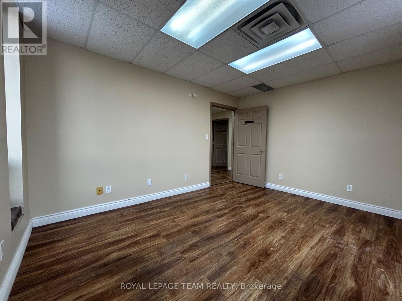 201 - 1695 Bank Street, Ottawa, Ontario  K1V 7Z3 - Photo 26 - X12644618