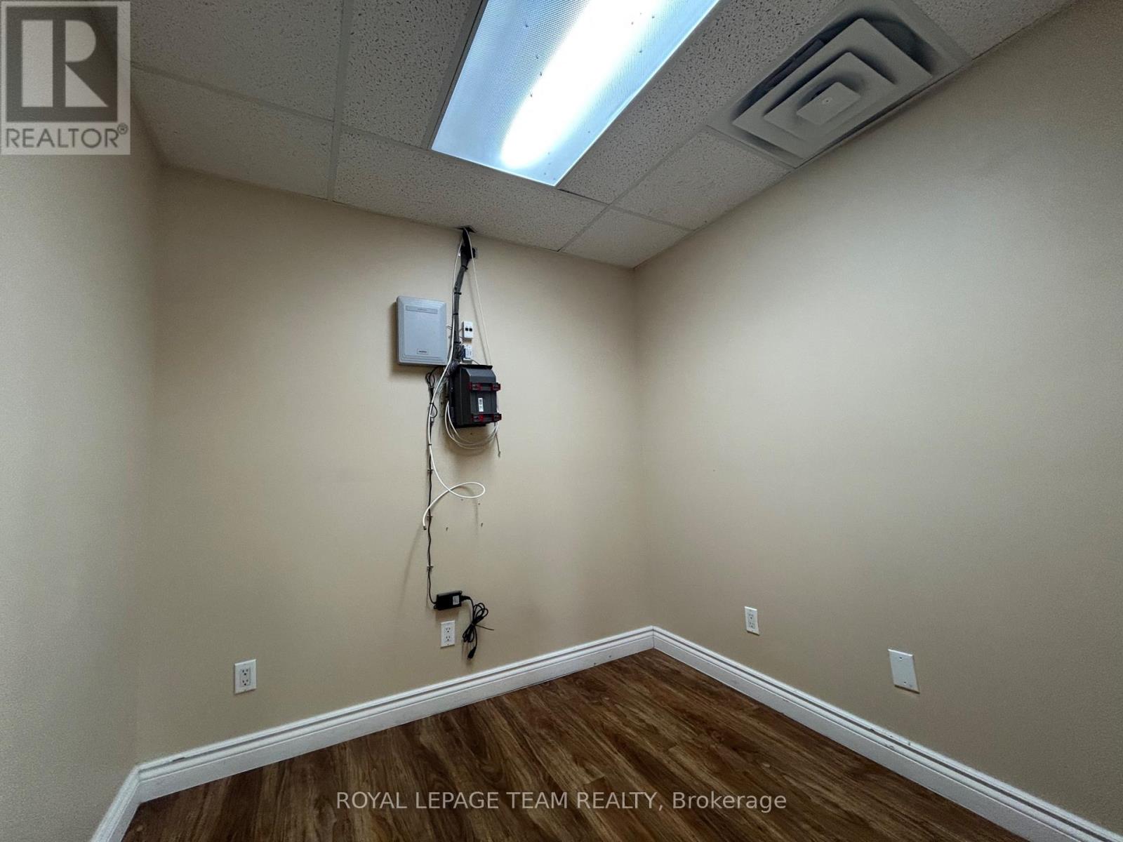 201 - 1695 Bank Street, Ottawa, Ontario  K1V 7Z3 - Photo 31 - X12644618