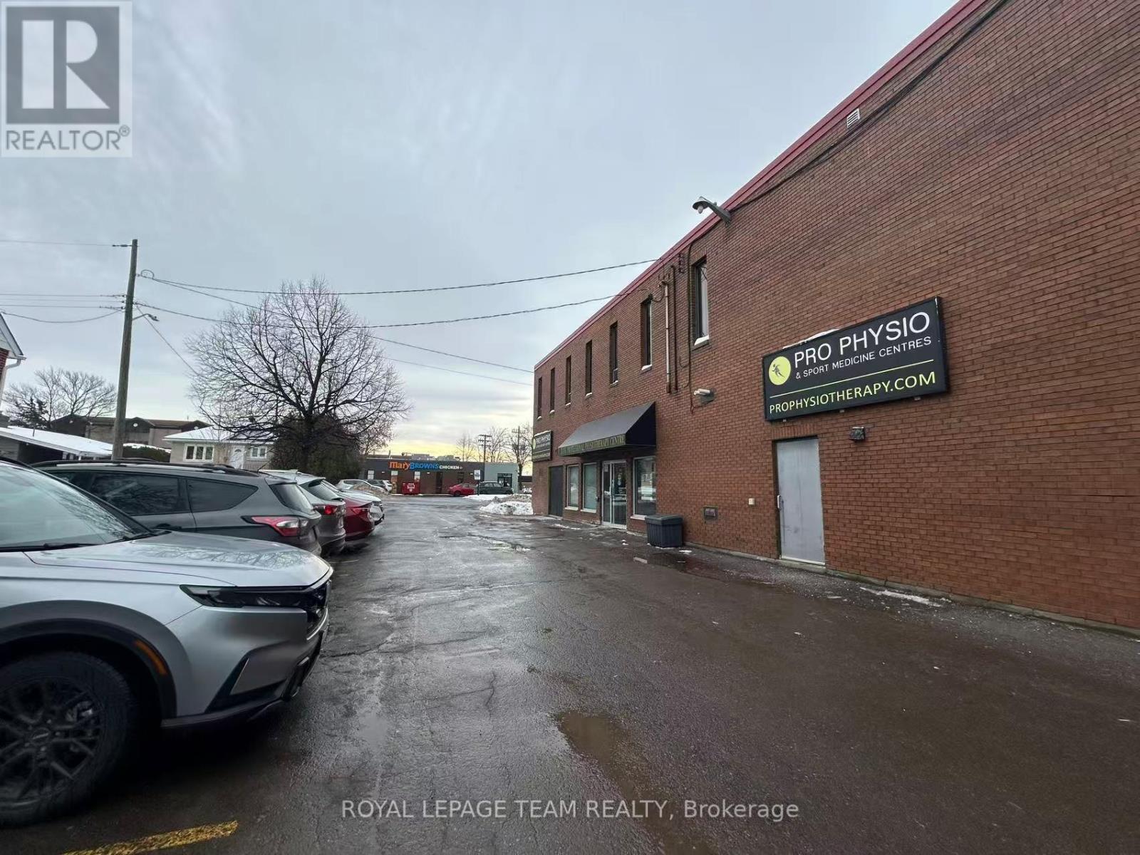 201 - 1695 Bank Street, Ottawa, Ontario  K1V 7Z3 - Photo 6 - X12644618