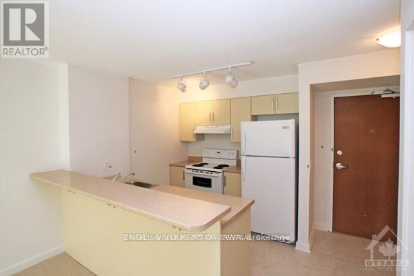 1005 - 138 Somerset Street W, Ottawa, Ontario  K2P 0A3 - Photo 14 - X12651856