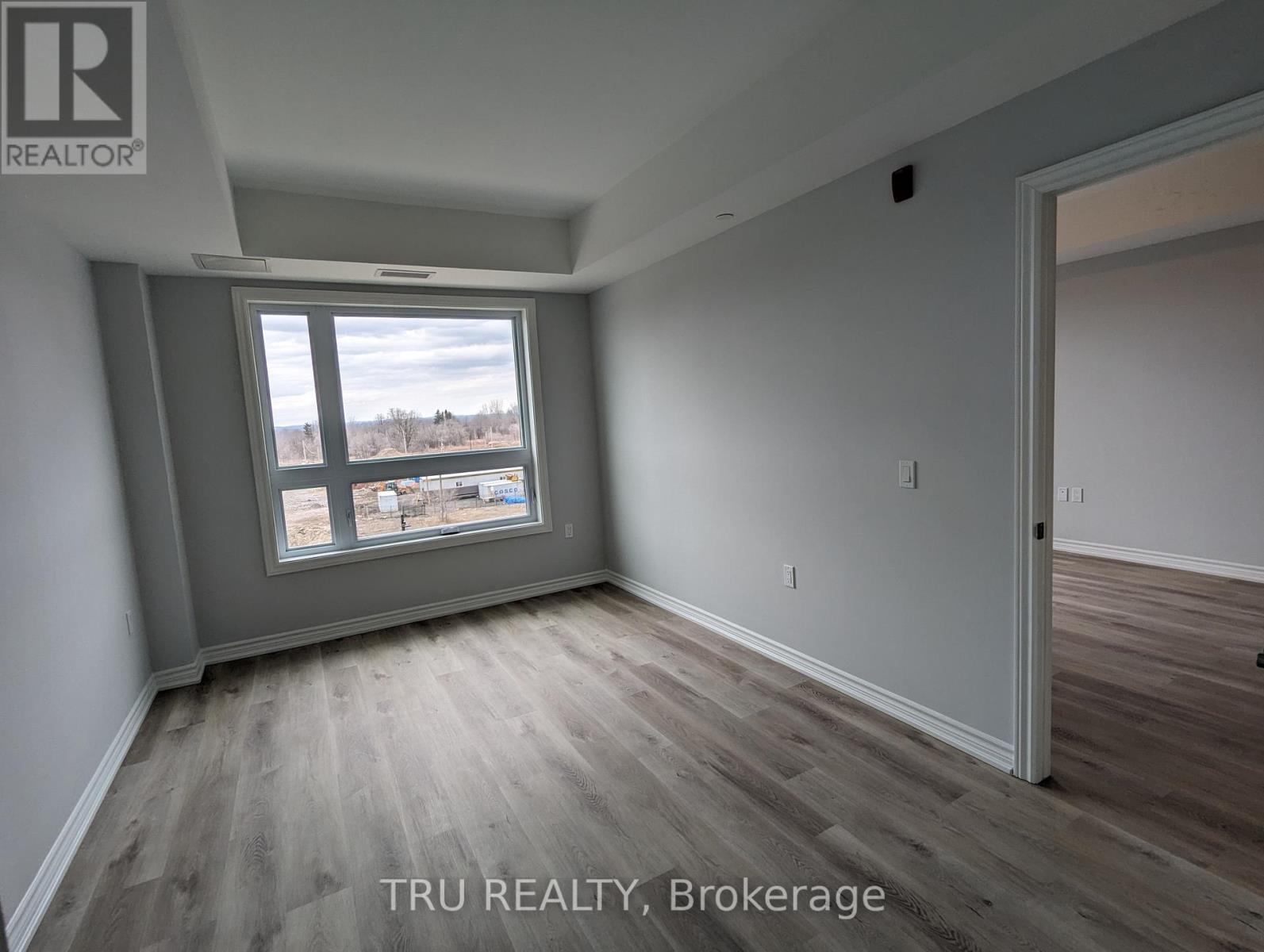 417 - 1350 Hemlock Road, Ottawa, Ontario  K1K 5C2 - Photo 10 - X12654688