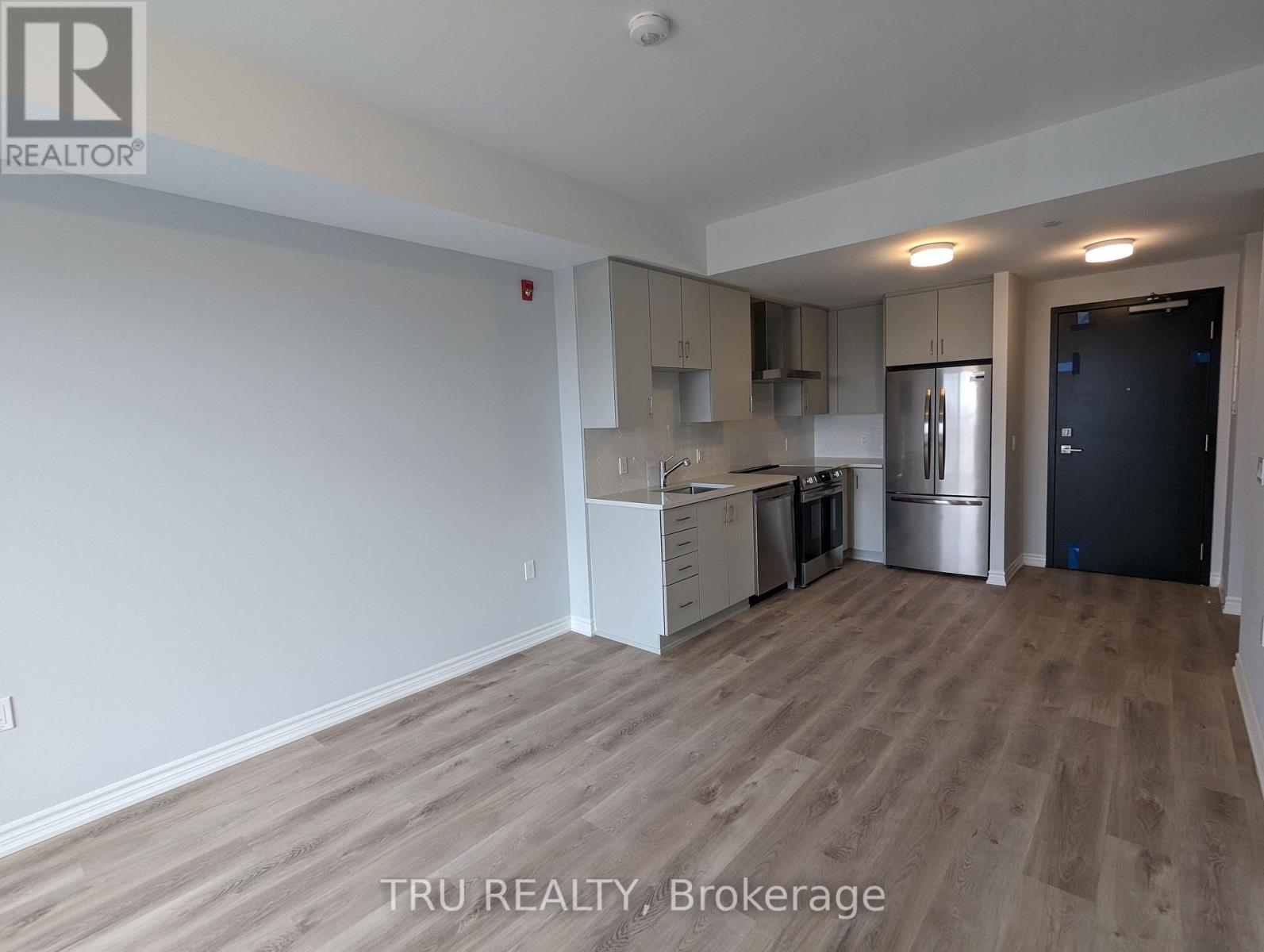417 - 1350 Hemlock Road, Ottawa, Ontario  K1K 5C2 - Photo 5 - X12654688