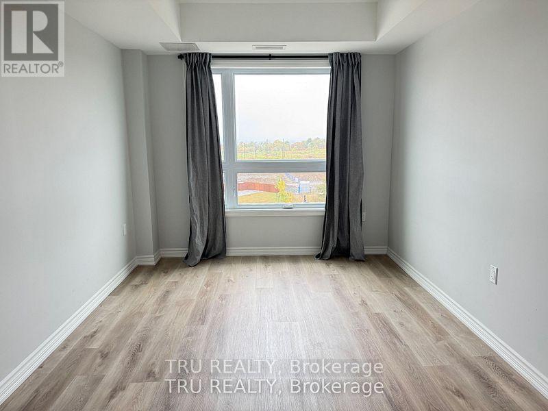 417 - 1350 Hemlock Road, Ottawa, Ontario  K1K 5C2 - Photo 8 - X12654688