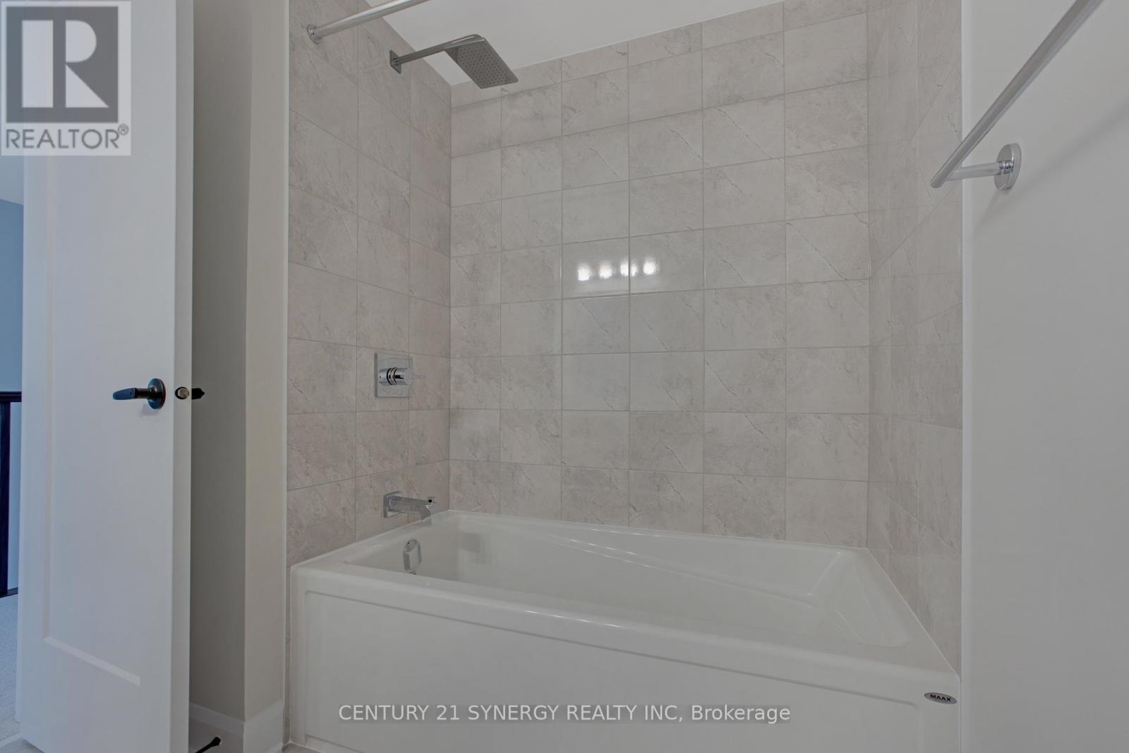 708 Taliesin Crescent, Ottawa, Ontario  K2S 2K6 - Photo 27 - X12657434