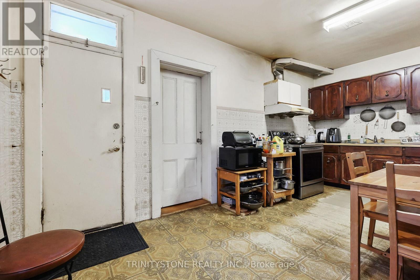 189 Preston Street, Ottawa, Ontario  K1R 7P8 - Photo 14 - X12659094