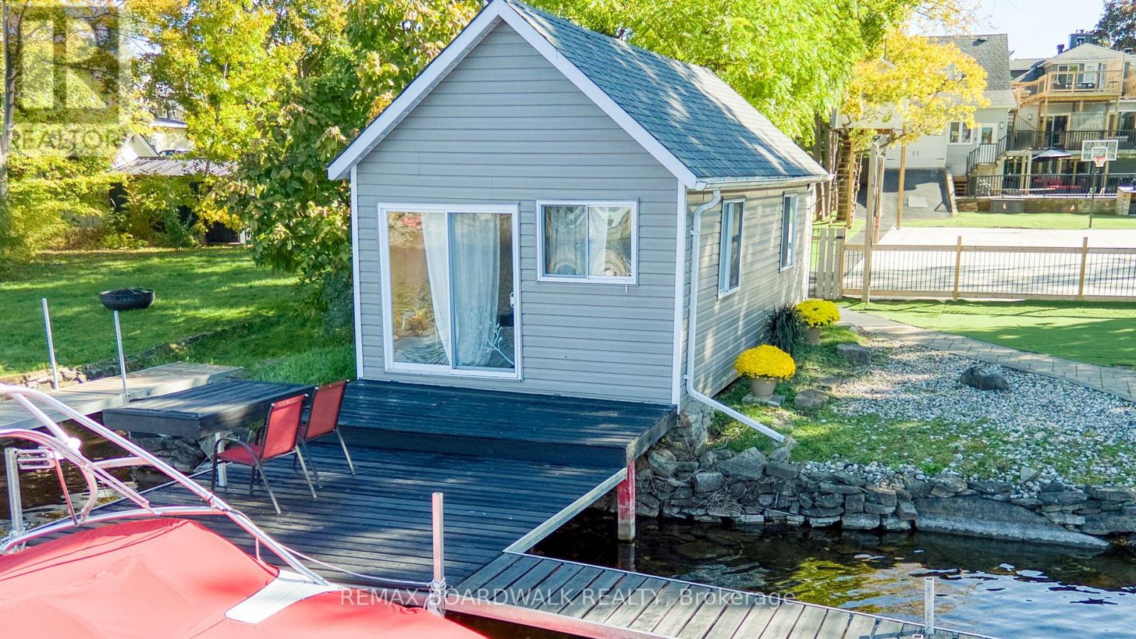 27 Allan Street, Carleton Place, Ontario  K7C 1T1 - Photo 4 - X12664614