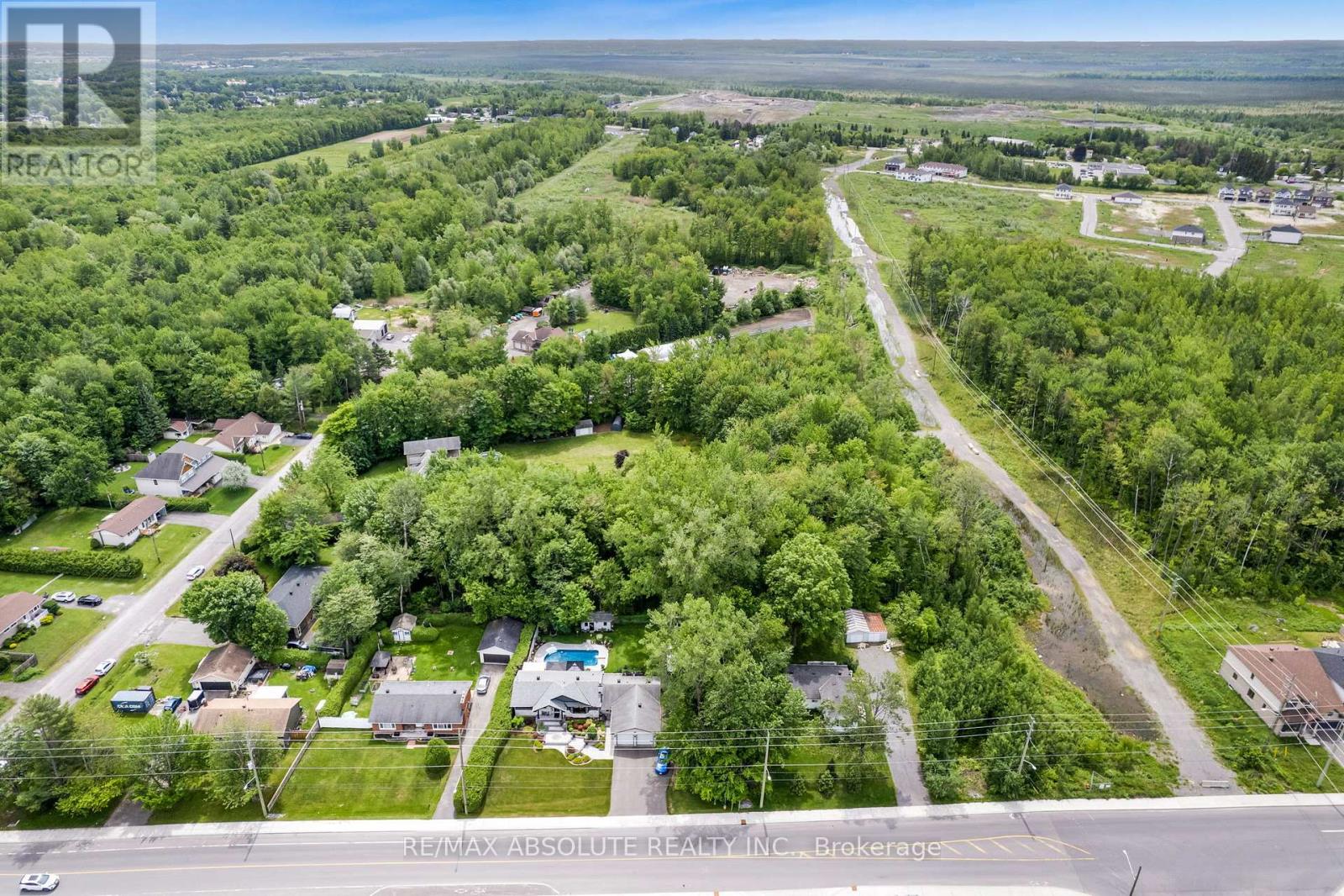 6412 Renaud Road, Ottawa, Ontario  K4B 1H9 - Photo 12 - X12665016