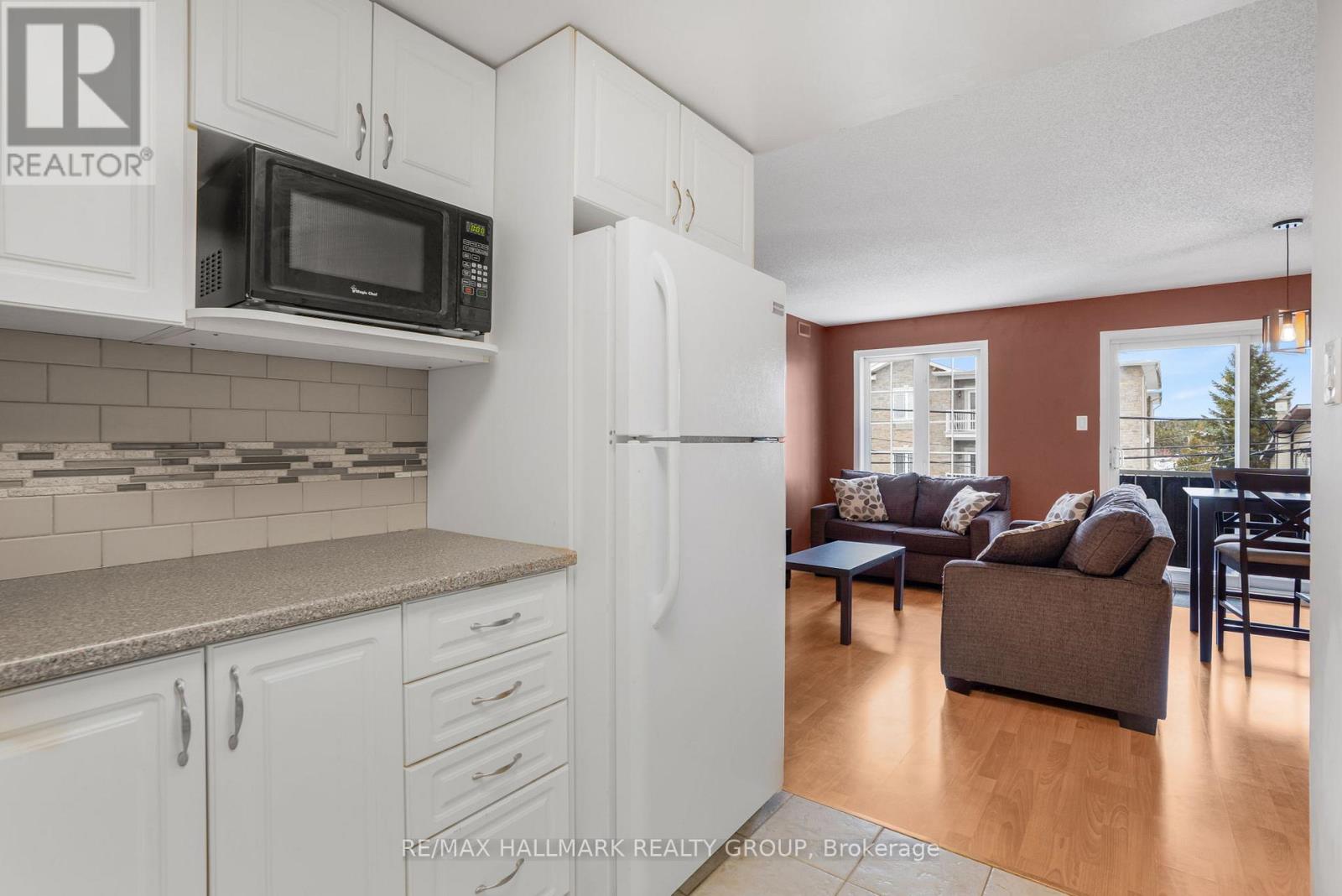 1005 Laurier Street, Clarence-Rockland, Ontario  K4K 1T7 - Photo 12 - X12670610
