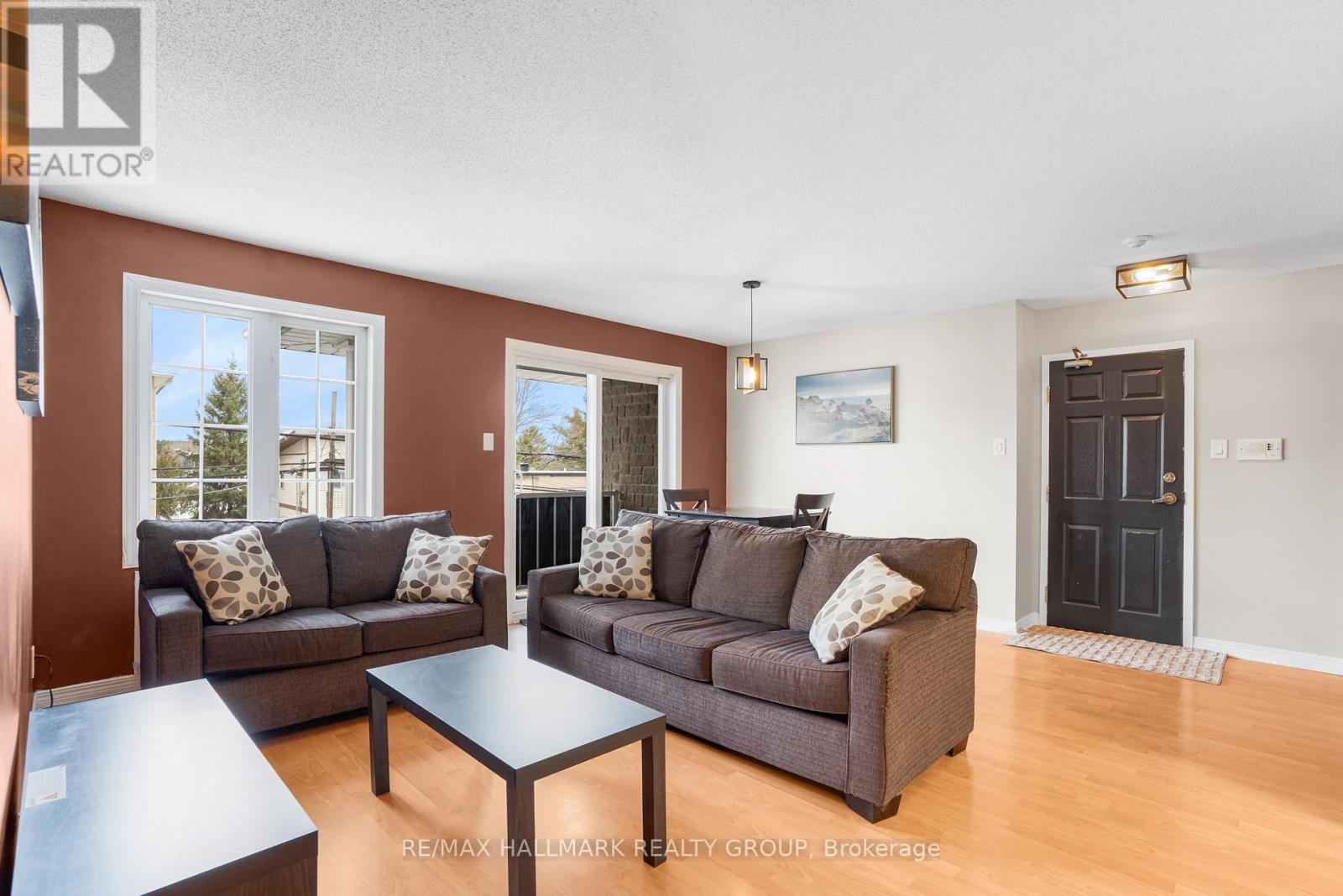 1005 Laurier Street, Clarence-Rockland, Ontario  K4K 1T7 - Photo 13 - X12670610