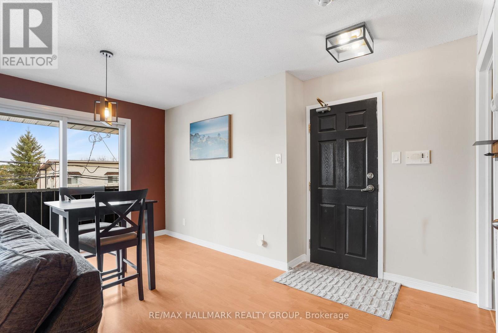 1005 Laurier Street, Clarence-Rockland, Ontario  K4K 1T7 - Photo 6 - X12670610