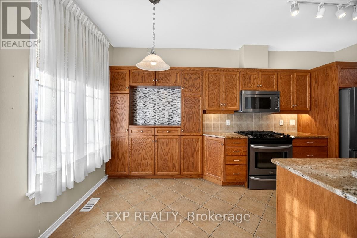 215 Cairnsmore Circle, Ottawa, Ontario  K2J 0G5 - Photo 14 - X12672032