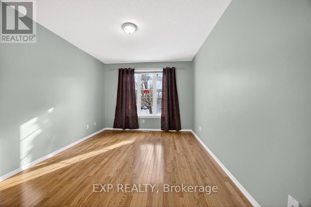 215 Cairnsmore Circle, Ottawa, Ontario  K2J 0G5 - Photo 18 - X12672032