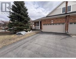215 CAIRNSMORE CIRCLE, Ottawa, Ontario
