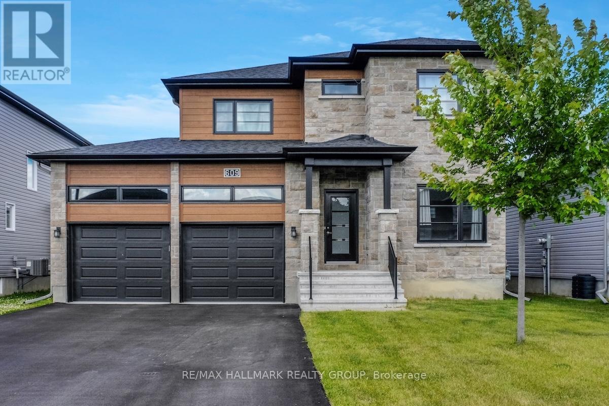 609 Misty Street, Russell, Ontario  K4R 0G3 - Photo 1 - X12675844