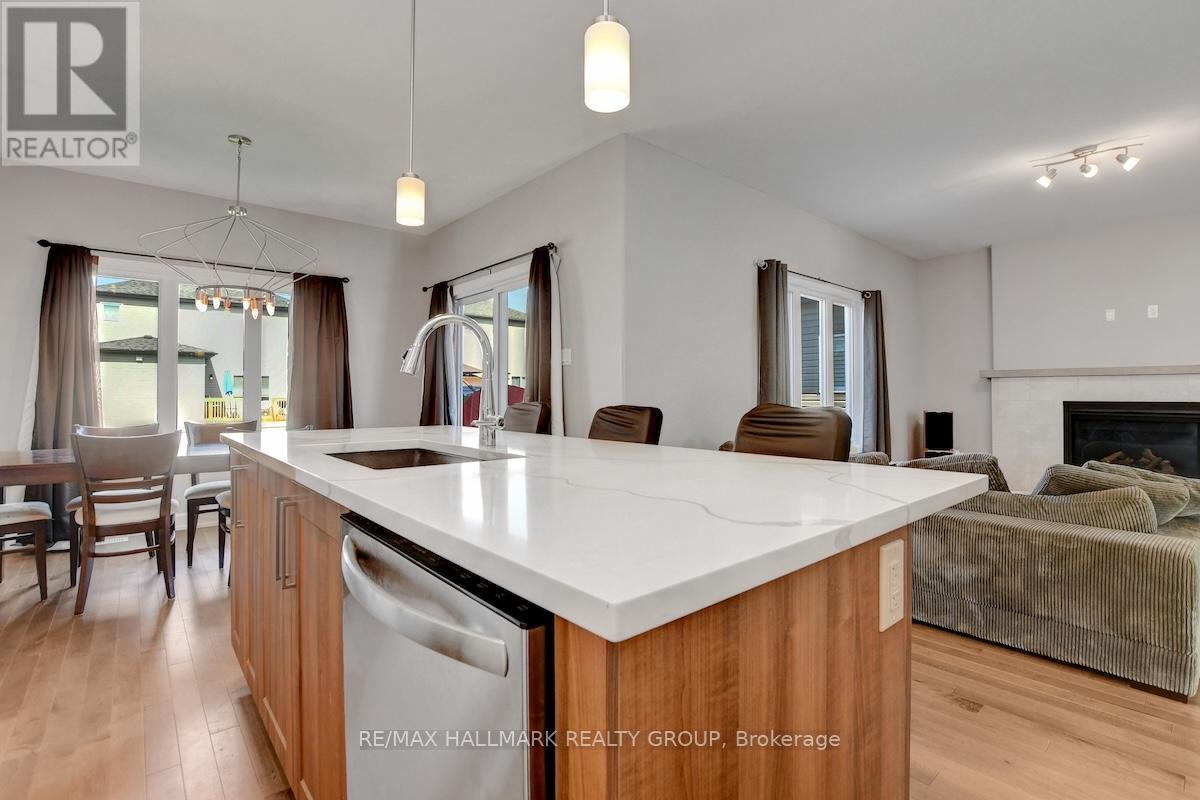 609 Misty Street, Russell, Ontario  K4R 0G3 - Photo 16 - X12675844