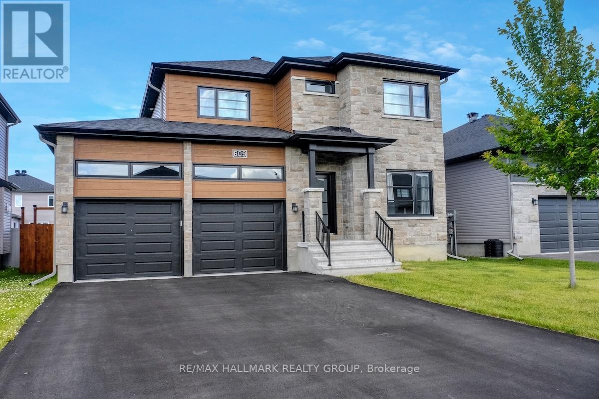 609 Misty Street, Russell, Ontario  K4R 0G3 - Photo 2 - X12675844