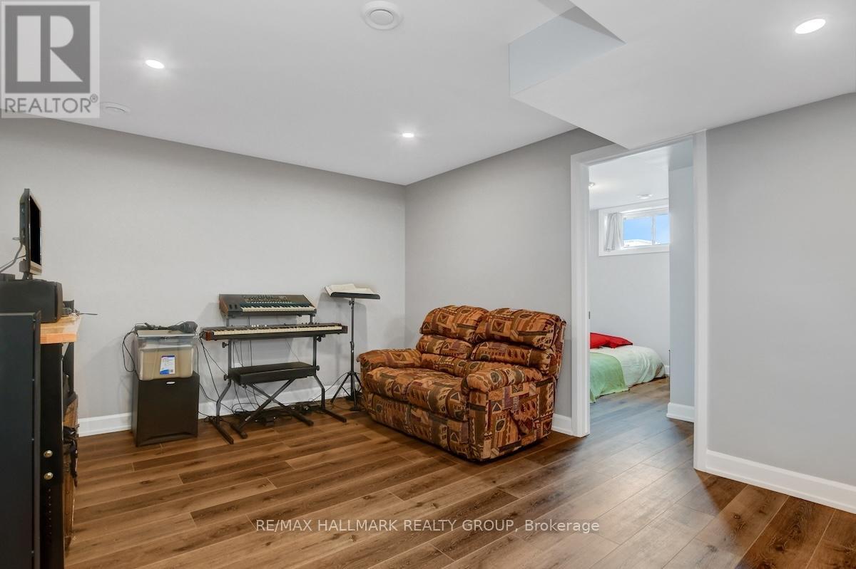 609 Misty Street, Russell, Ontario  K4R 0G3 - Photo 33 - X12675844