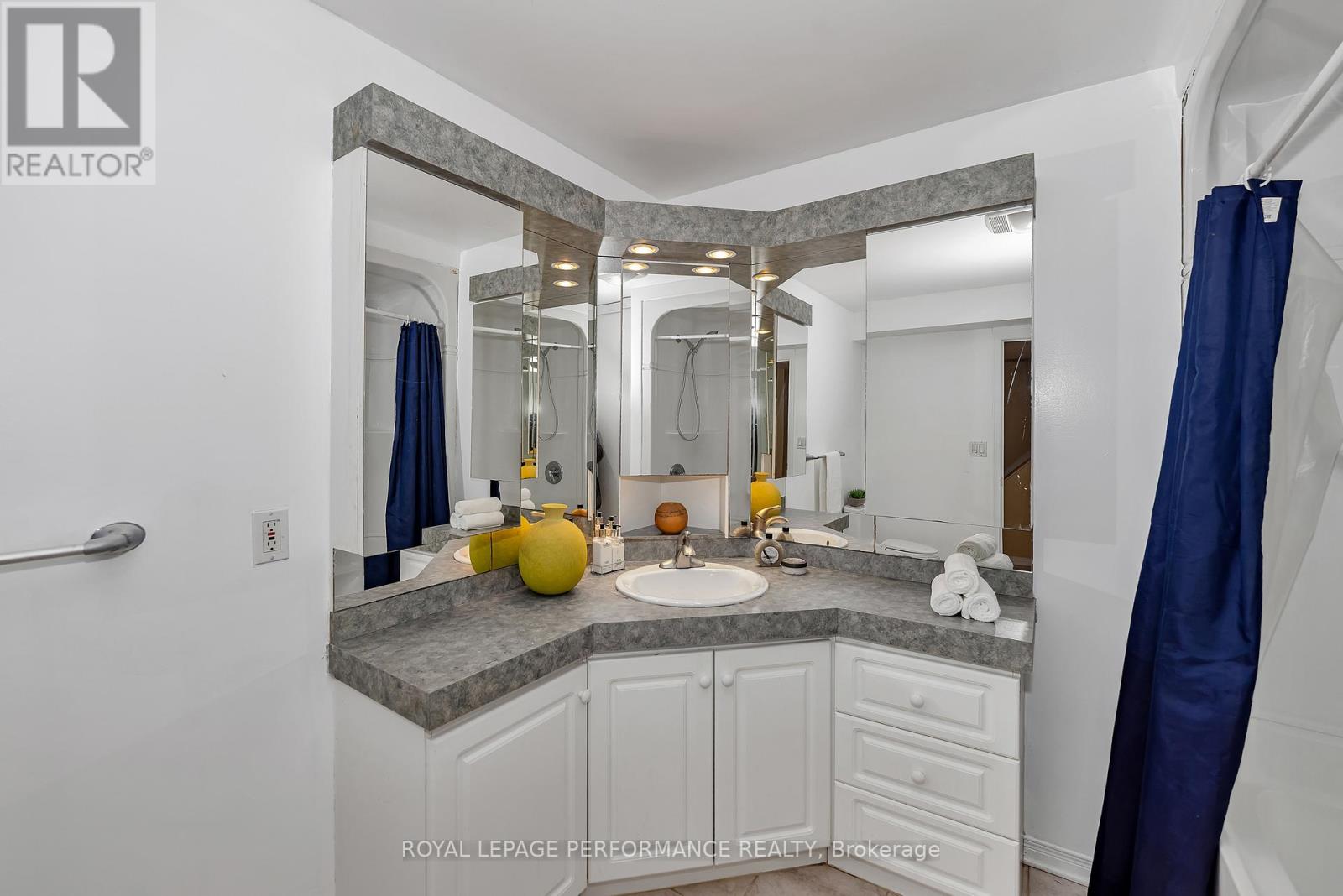 644 Valin Street, Ottawa, Ontario  K4A 3S9 - Photo 6 - X12679028
