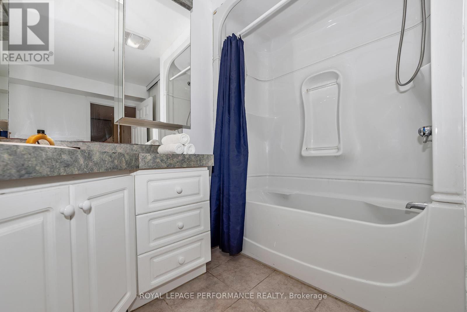 644 Valin Street, Ottawa, Ontario  K4A 3S9 - Photo 7 - X12679028