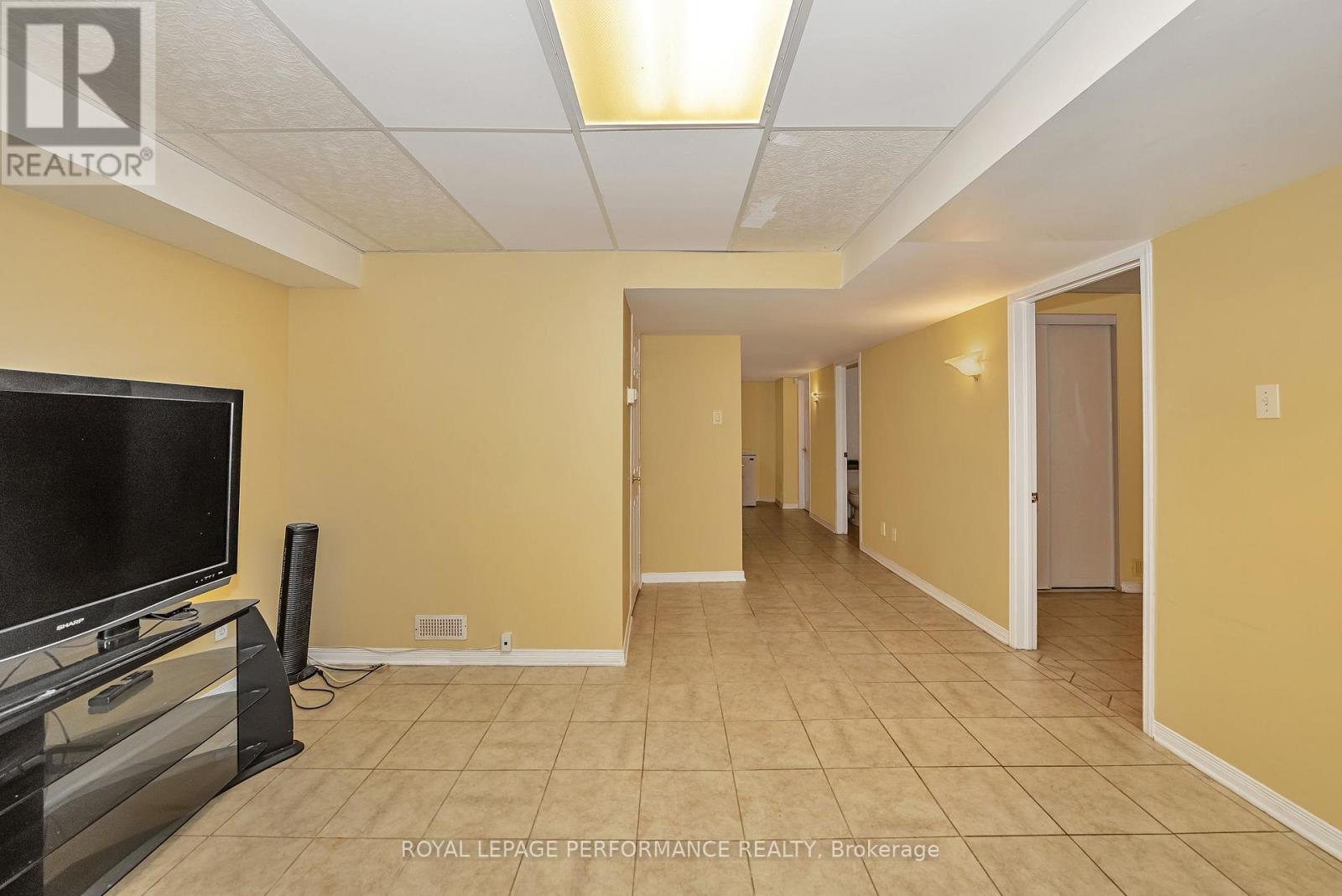 644 Valin Street, Ottawa, Ontario  K4A 3S9 - Photo 9 - X12679028
