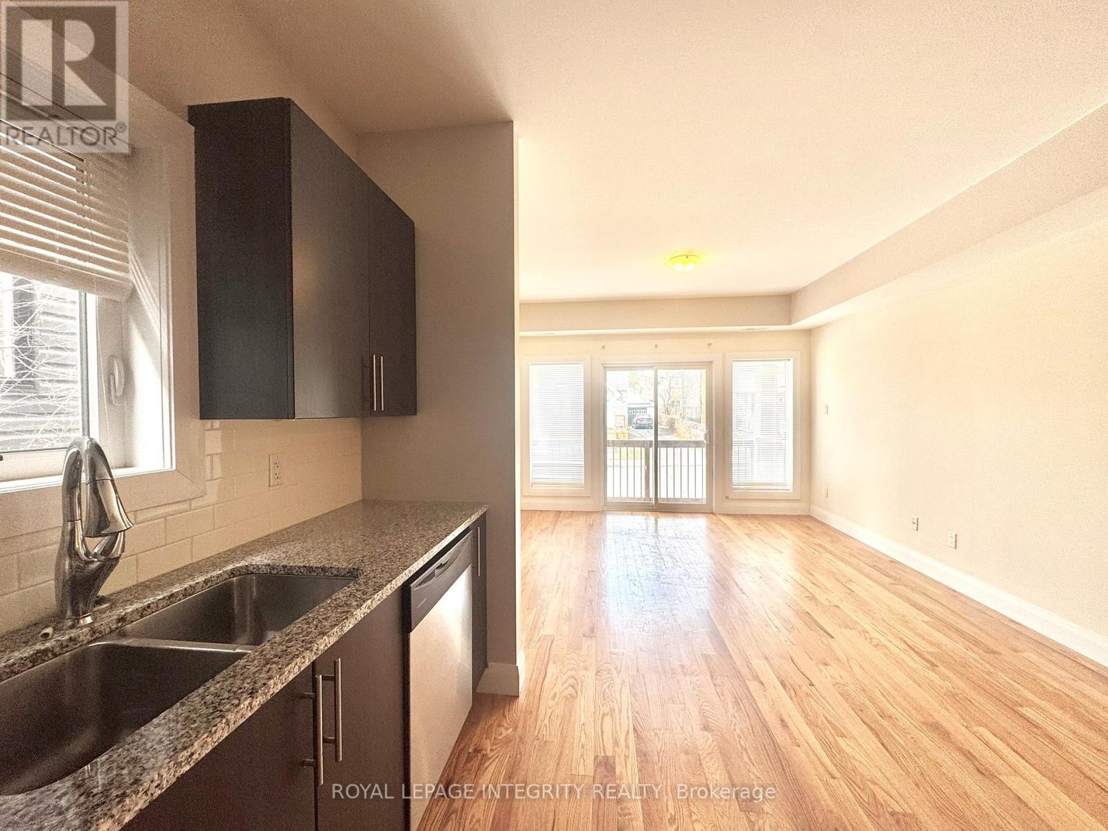 138 King George Street, Ottawa, Ontario  K1K 1V3 - Photo 3 - X12686800