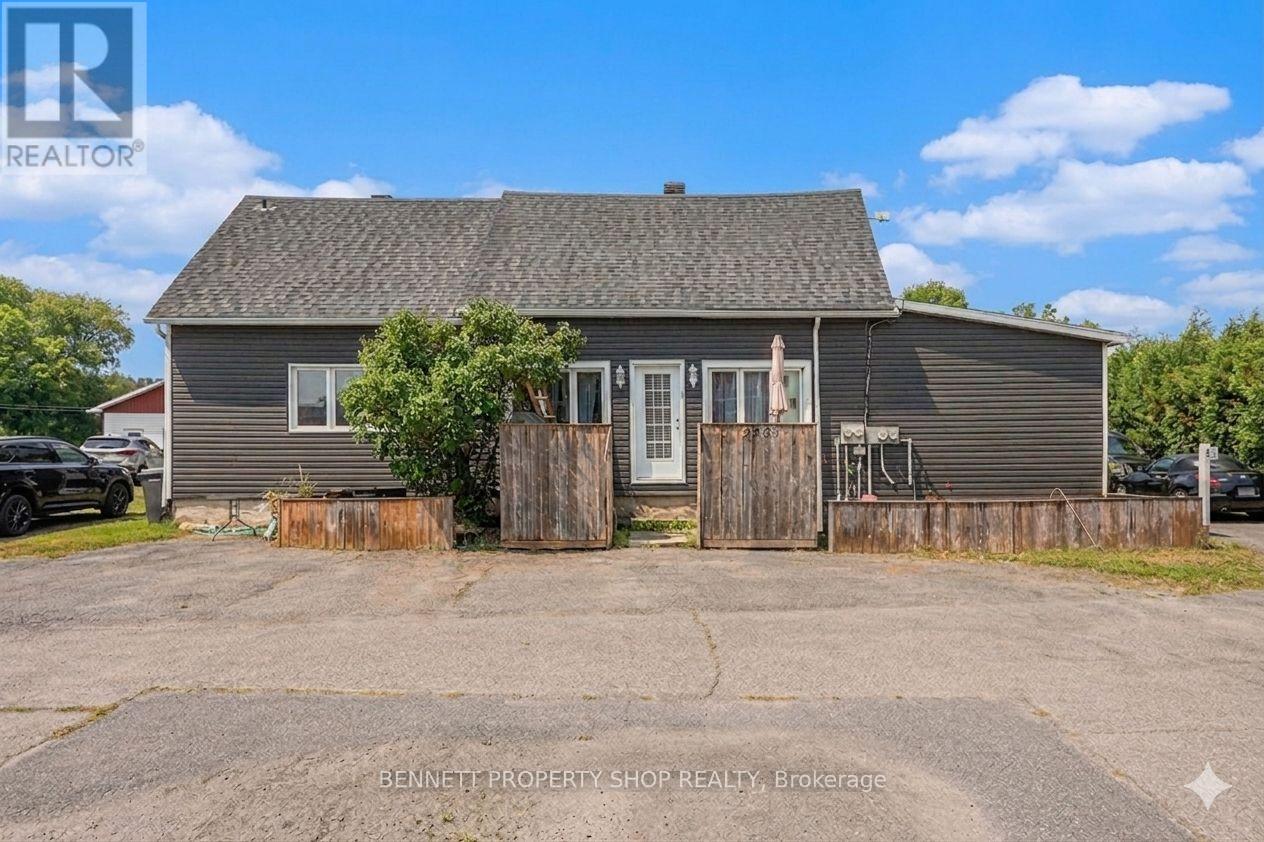 2489 Du Lac Road, Clarence-Rockland, Ontario  K0A 3N0 - Photo 1 - X12690766