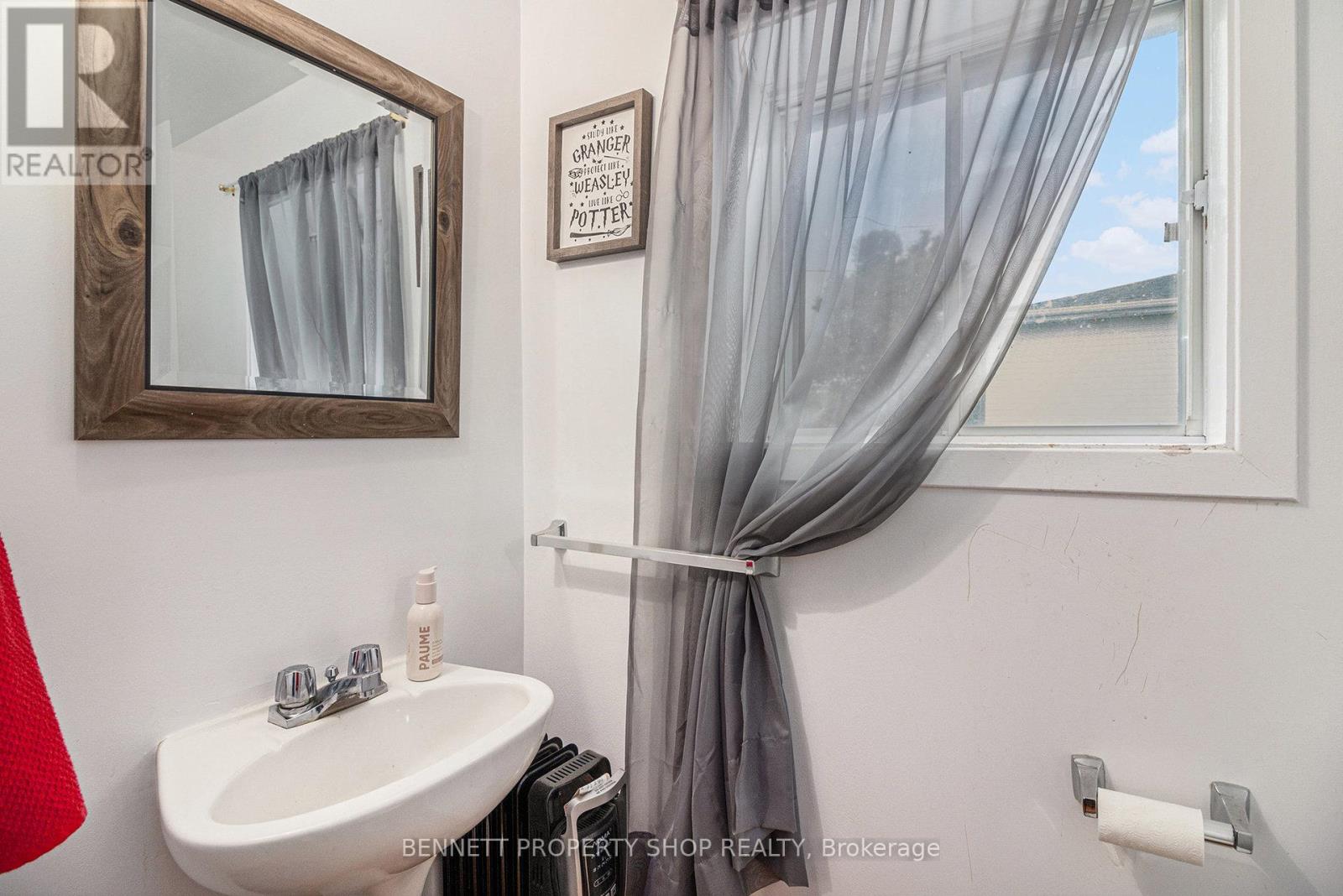 2489 Du Lac Road, Clarence-Rockland, Ontario  K0A 3N0 - Photo 5 - X12690766