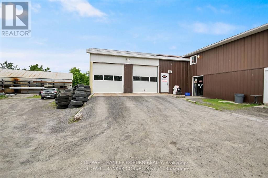 2319 Community Way, Ottawa, Ontario  K0A 2T0 - Photo 3 - X12691318