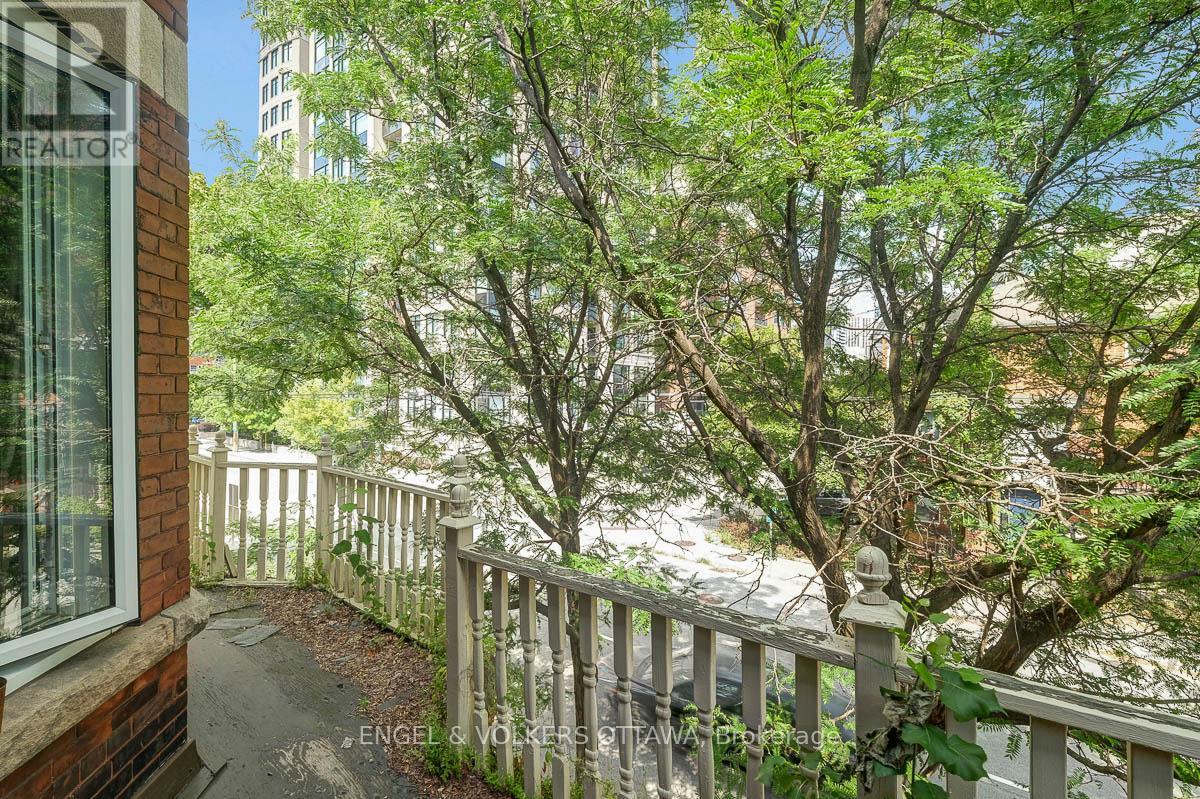 256 Kent Street N, Ottawa, Ontario  K2P 2A2 - Photo 24 - X12691840