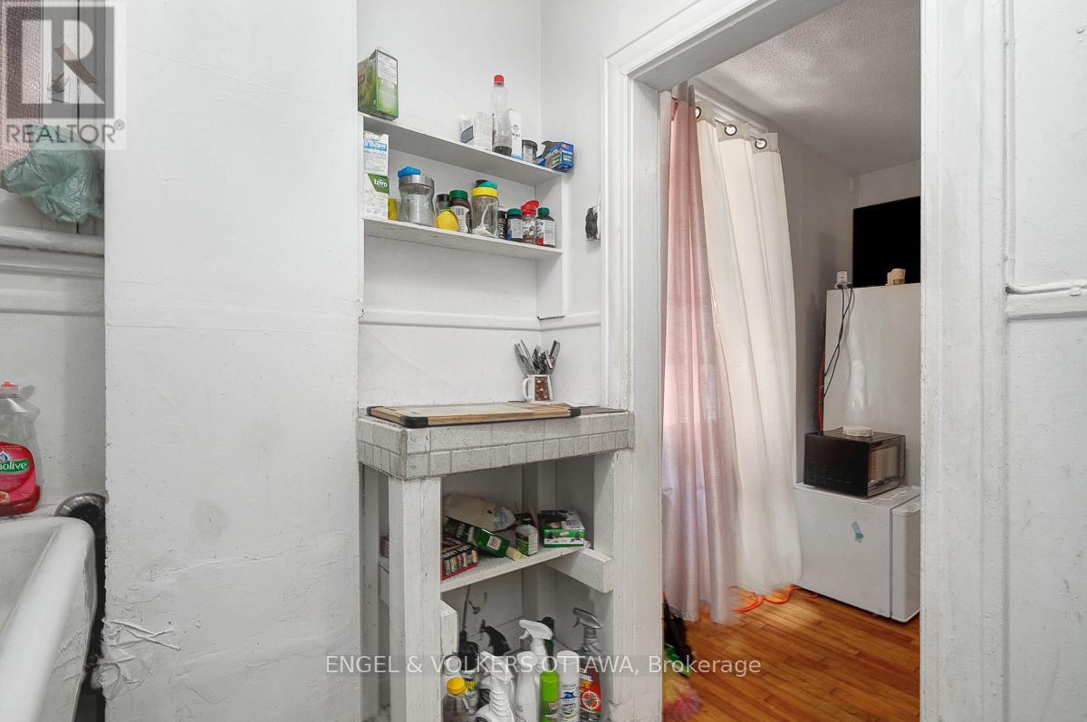 258 Kent Street, Ottawa, Ontario  K2P 2A2 - Photo 15 - X12691982