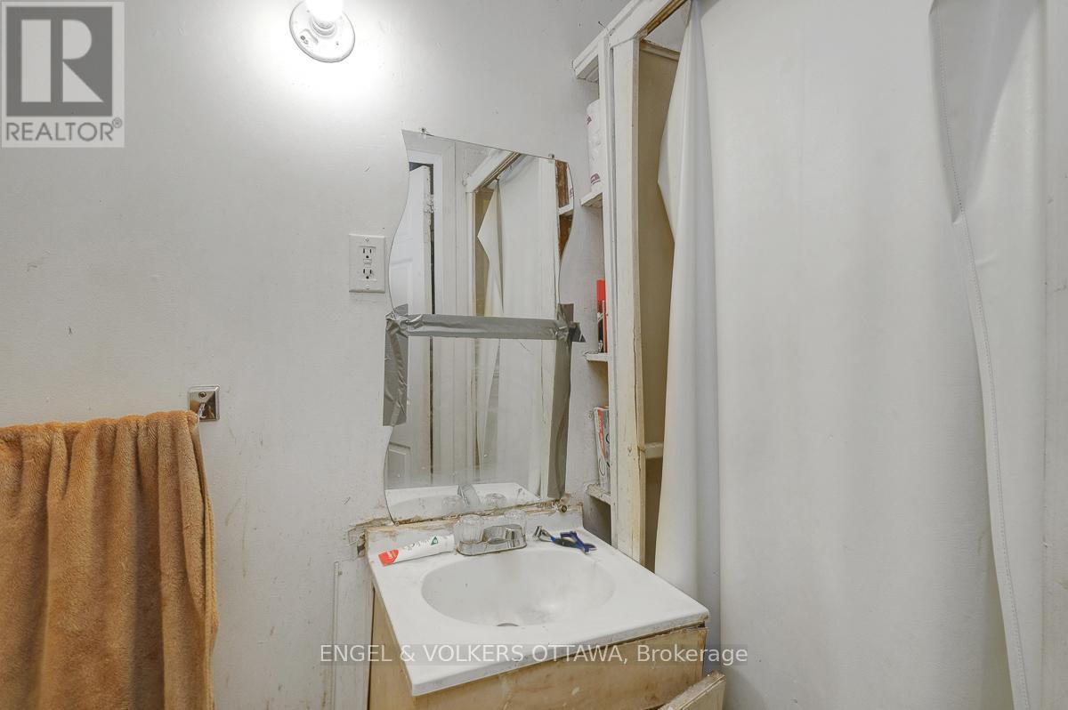 258 Kent Street, Ottawa, Ontario  K2P 2A2 - Photo 33 - X12691982