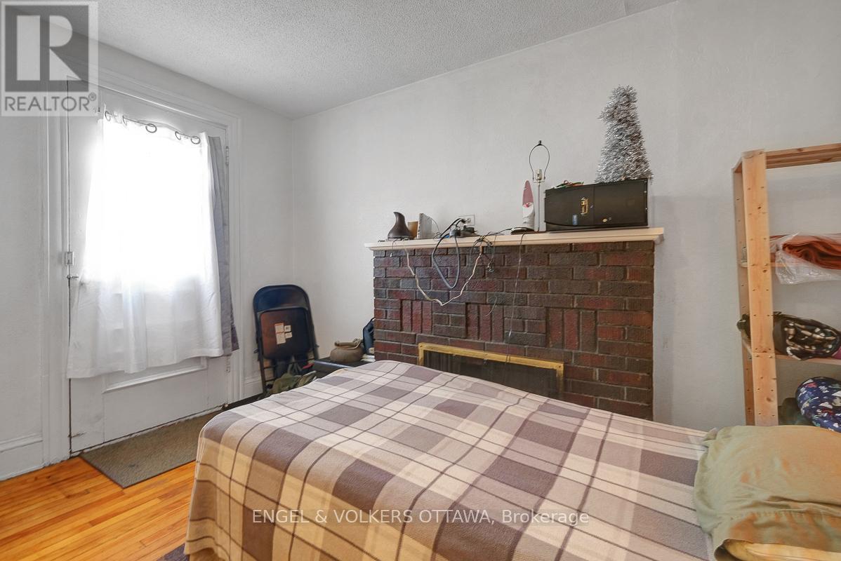258 Kent Street, Ottawa, Ontario  K2P 2A2 - Photo 7 - X12691982