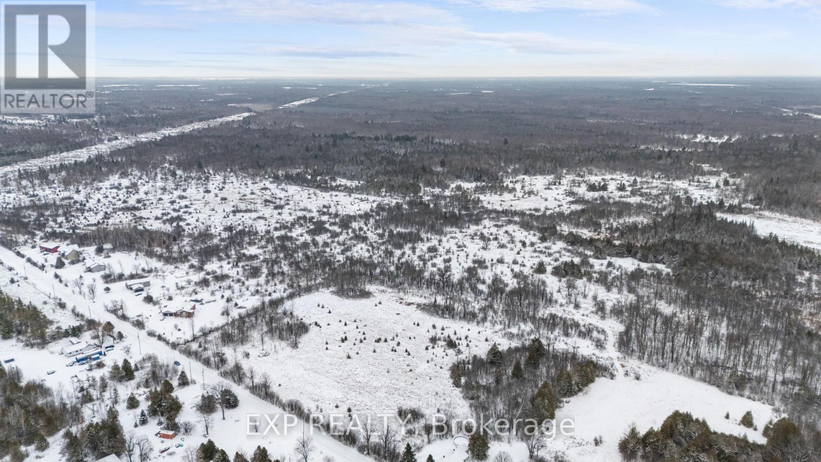 577 Weedmark Road, Smiths Falls, Ontario  K7A 4S6 - Photo 2 - X12693812