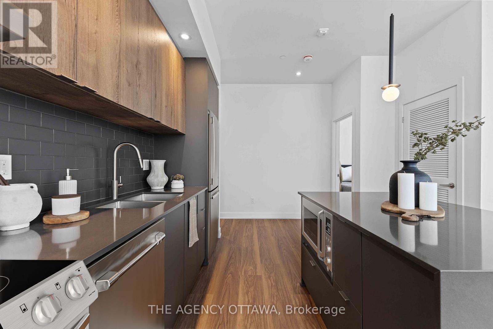 311 - 3071 Riverside Drive, Ottawa, Ontario  K1V 9R2 - Photo 7 - X12694338