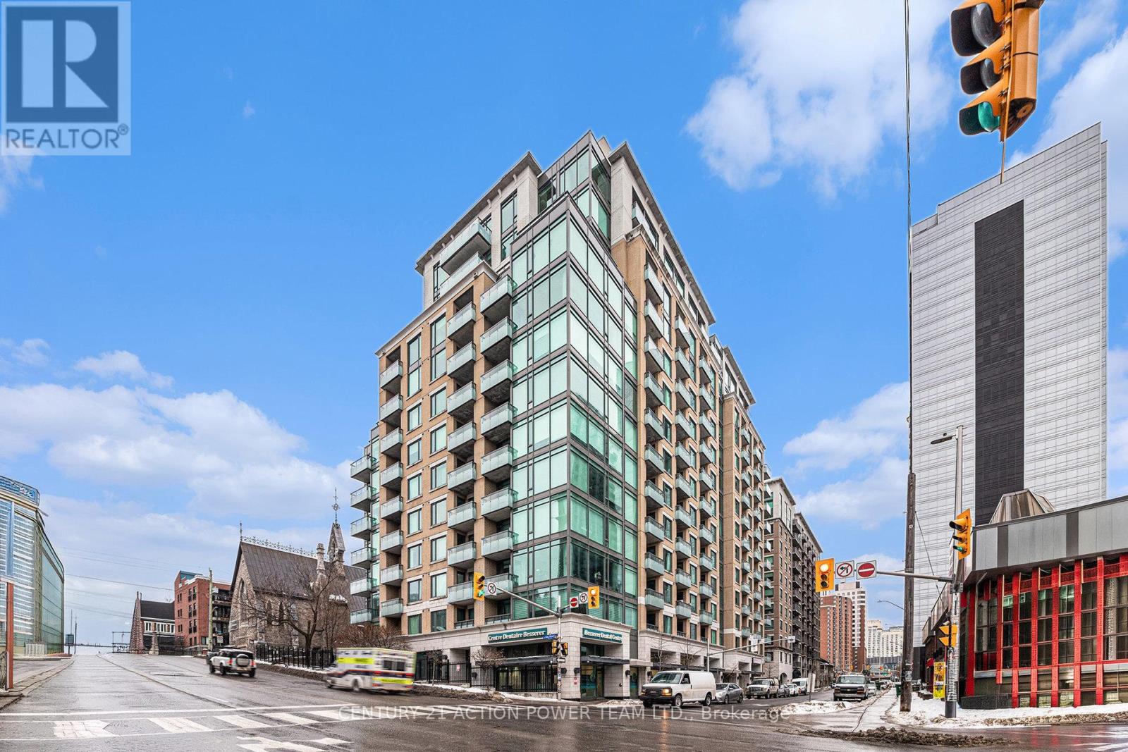 1506 - 238 Besserer Street, Ottawa, Ontario  K1N 6B1 - Photo 1 - X12694676