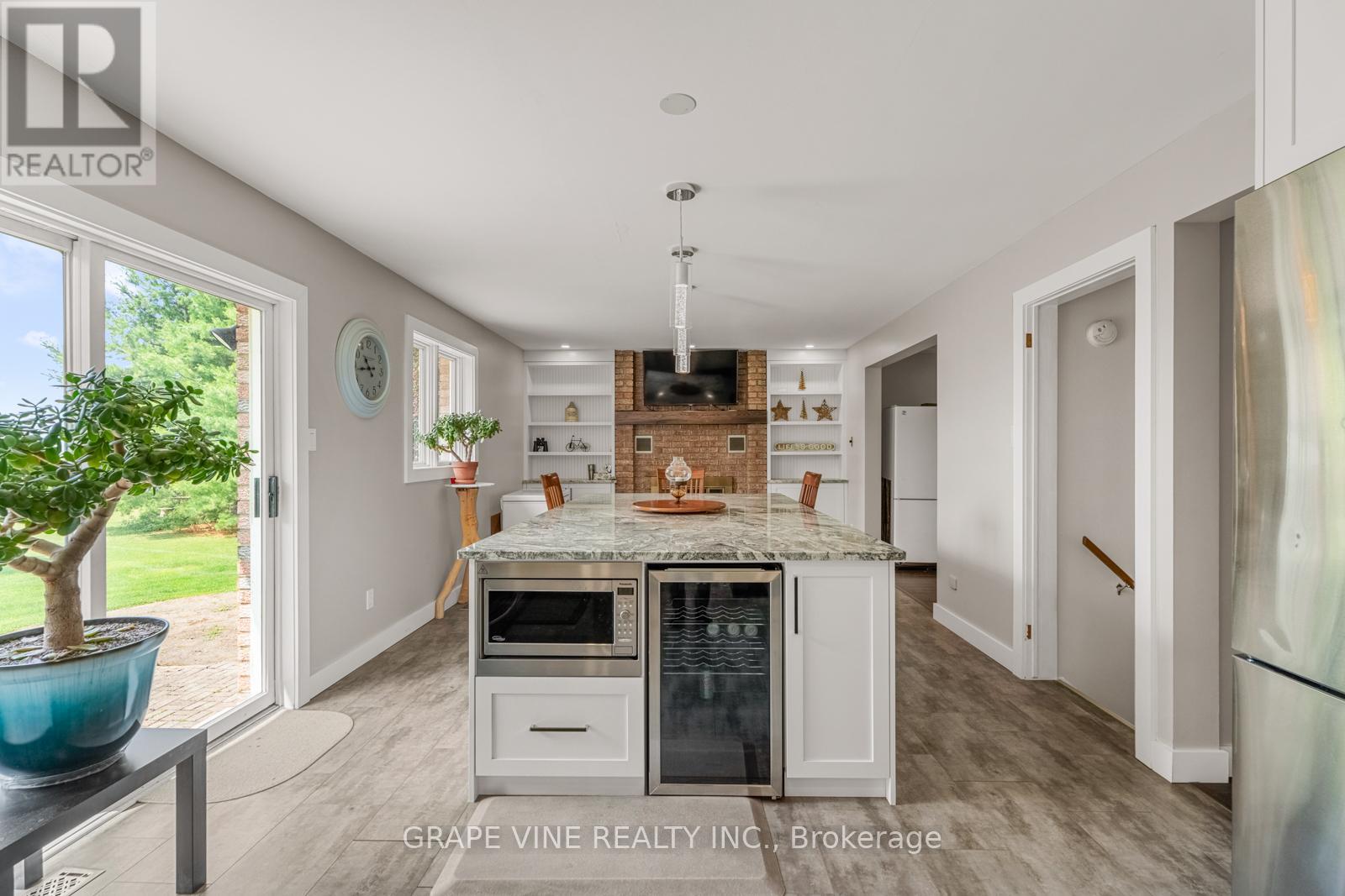 5073 Rushmore Road, Ottawa, Ontario  K0A 2Z0 - Photo 14 - X12695100