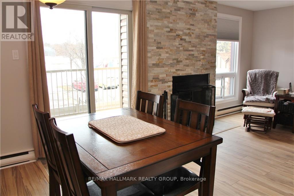 4 - 14 Sweetbriar Circle, Ottawa, Ontario  K2J 2K4 - Photo 7 - X12695442