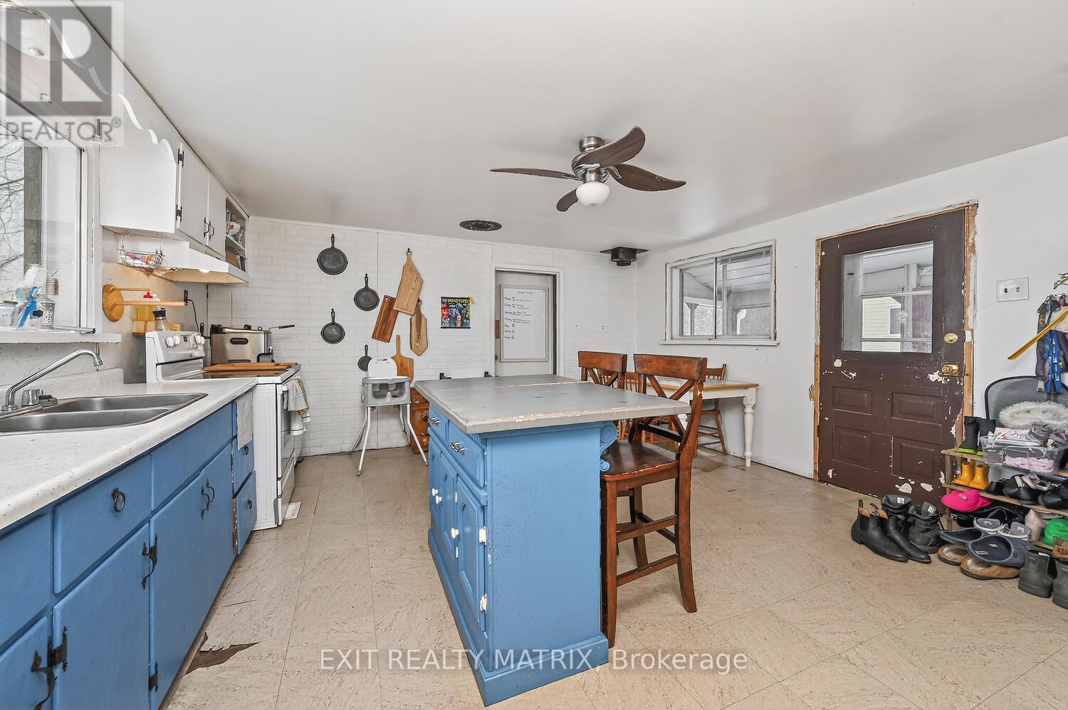 12404 County Rd 18 Road, South Dundas, Ontario  K0C 2H0 - Photo 9 - X12702630