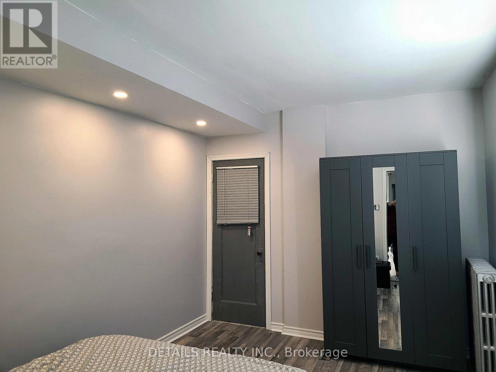 698 Cooper Street, Ottawa, Ontario  K1R 6C6 - Photo 26 - X12706774