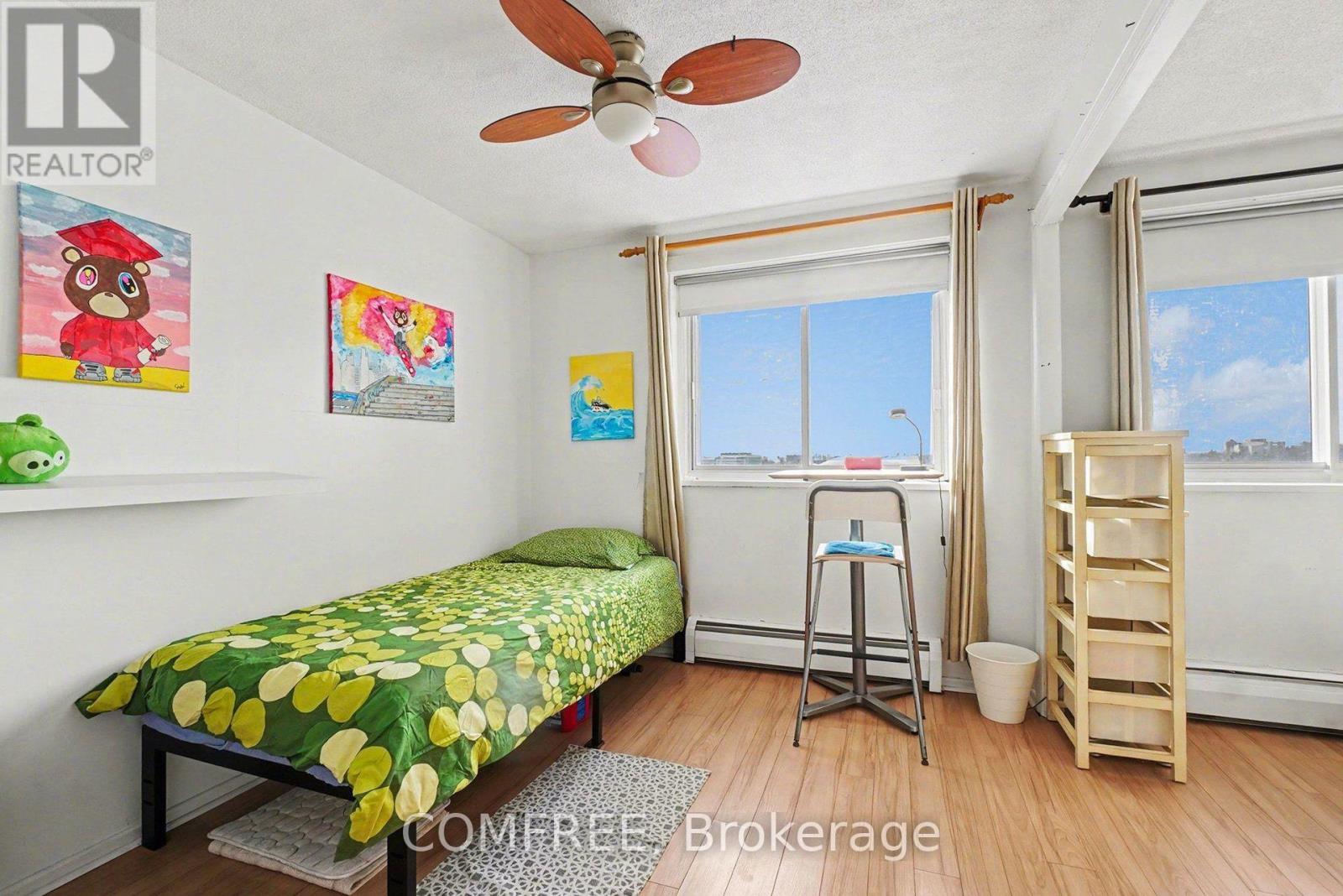 817 - 915 Elmsmere Road, Ottawa, Ontario  K1J 8H8 - Photo 10 - X12710406