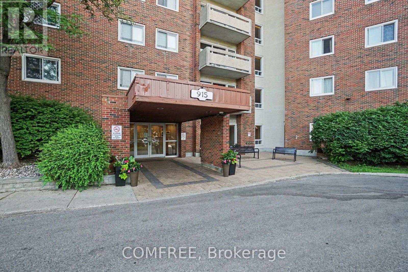 817 - 915 Elmsmere Road, Ottawa, Ontario  K1J 8H8 - Photo 3 - X12710406