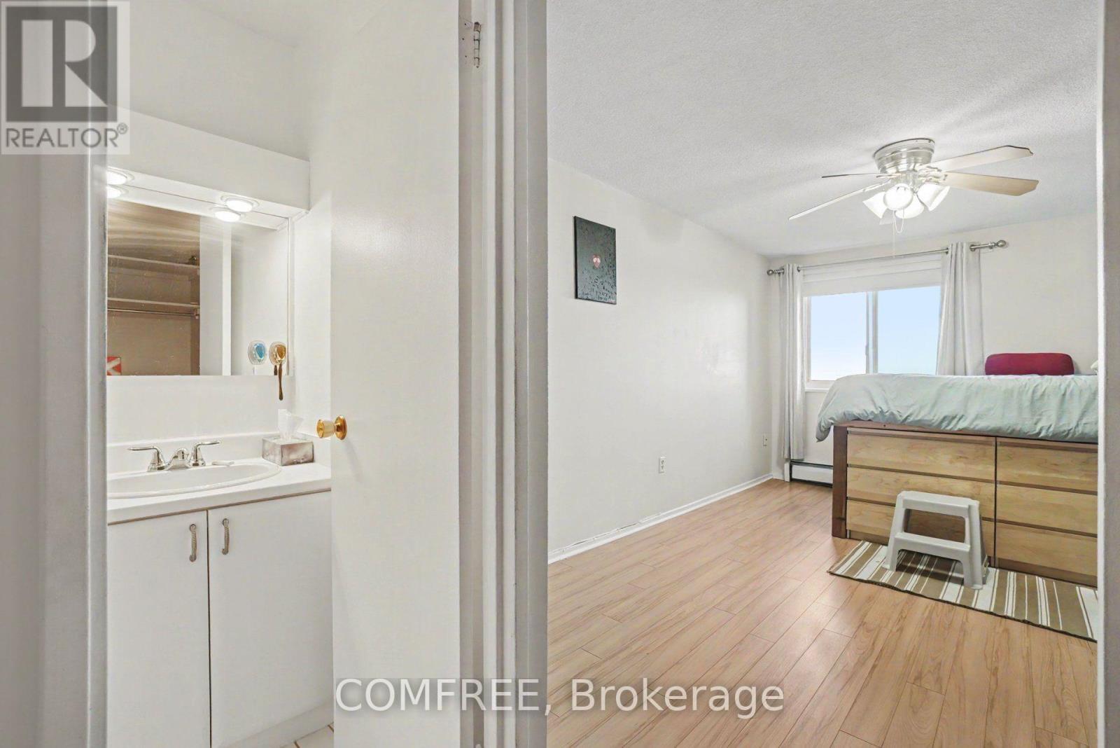 817 - 915 Elmsmere Road, Ottawa, Ontario  K1J 8H8 - Photo 8 - X12710406