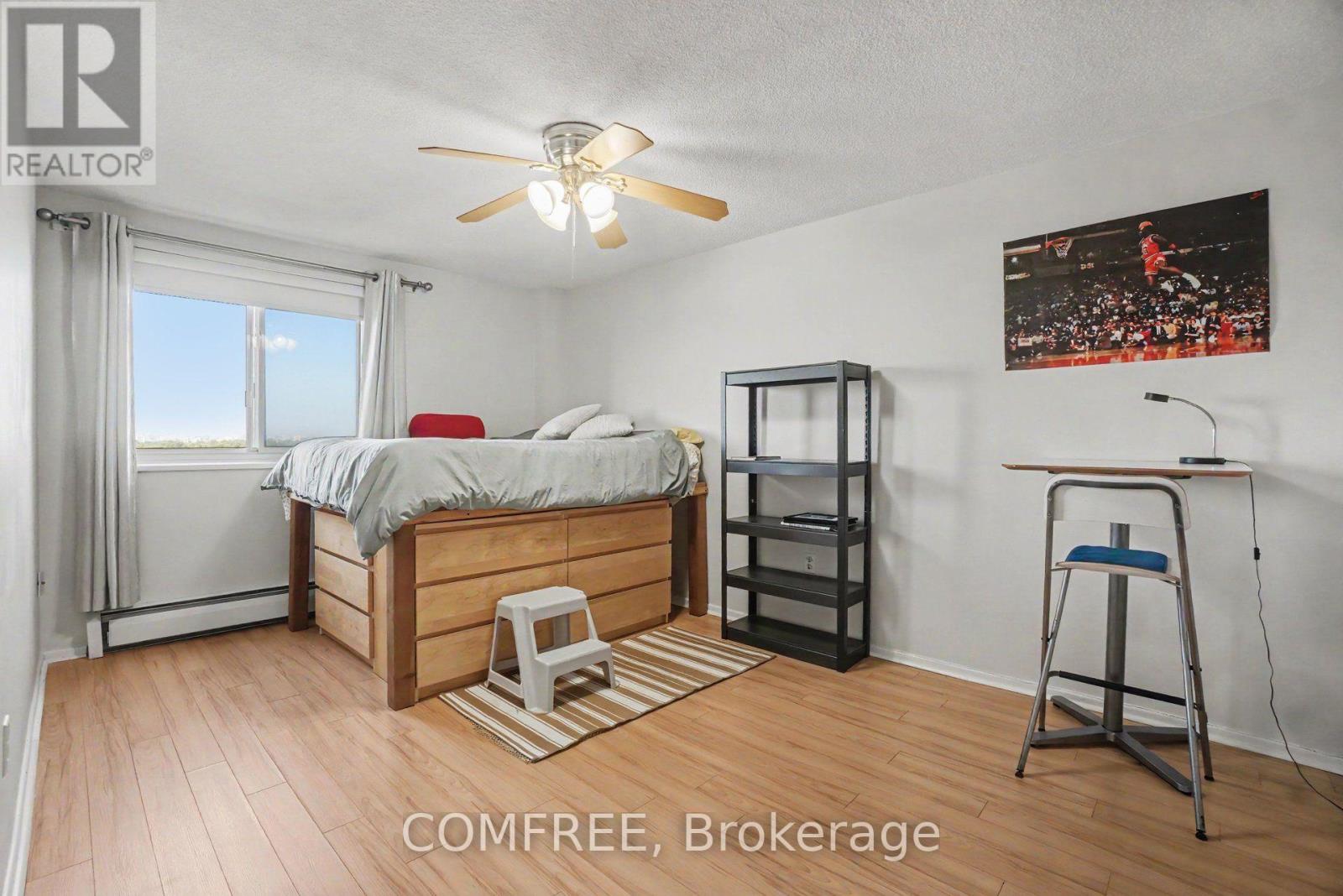 817 - 915 Elmsmere Road, Ottawa, Ontario  K1J 8H8 - Photo 9 - X12710406